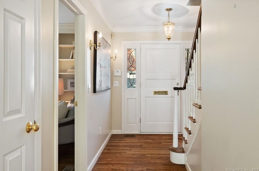 312 Elm St #7, New Canaan, CT 06840