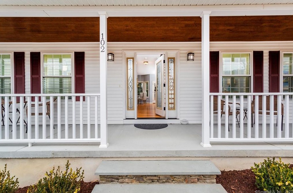 102 Walnut Tree Hill Rd, Sandy Hook, CT 06482