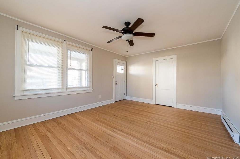 118 Connecticut Ave #1, United States Coast Guard Ac, CT 06320