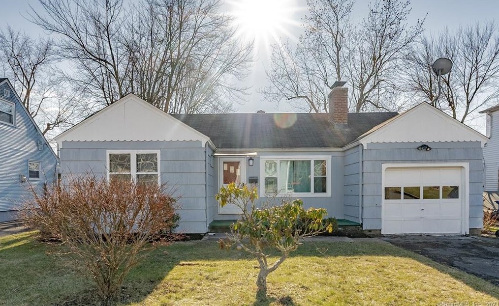 96 Highland Ave, Windsor, CT 06095