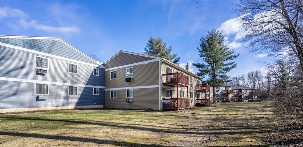 6 Rose Ln #2-15, Danbury, CT 06810