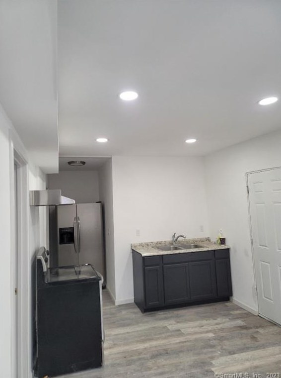 129 Willow St #b, Meriden, CT 06450