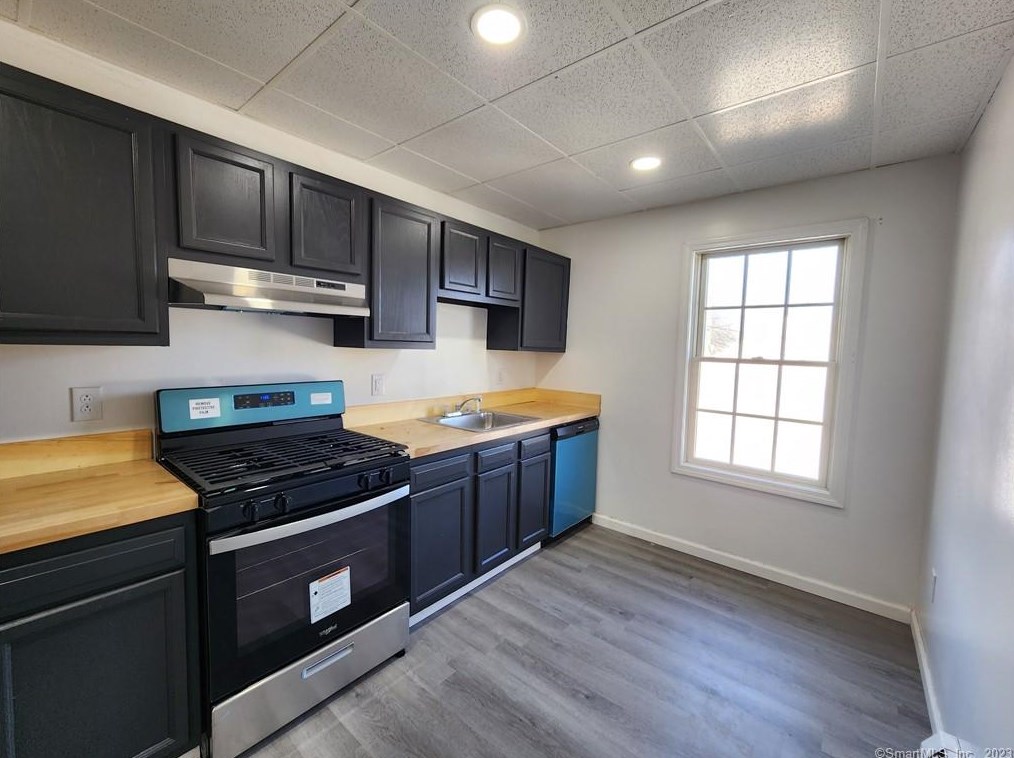 187 Central Ave #b, Norwich, CT 06360