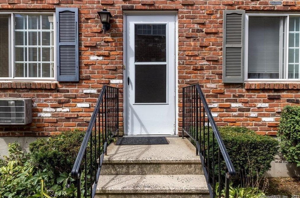 44 Sharon Rd #12, Waterbury, CT 06705