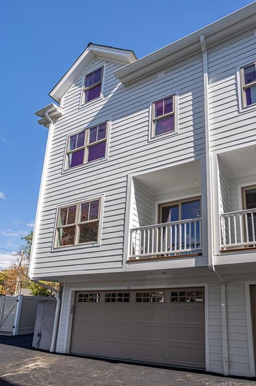 1 Howard Ave #a2, Norwalk, CT 06855