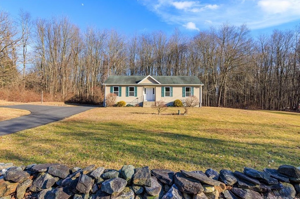 55 Babcock Hill Rd, Exeter, CT 06249