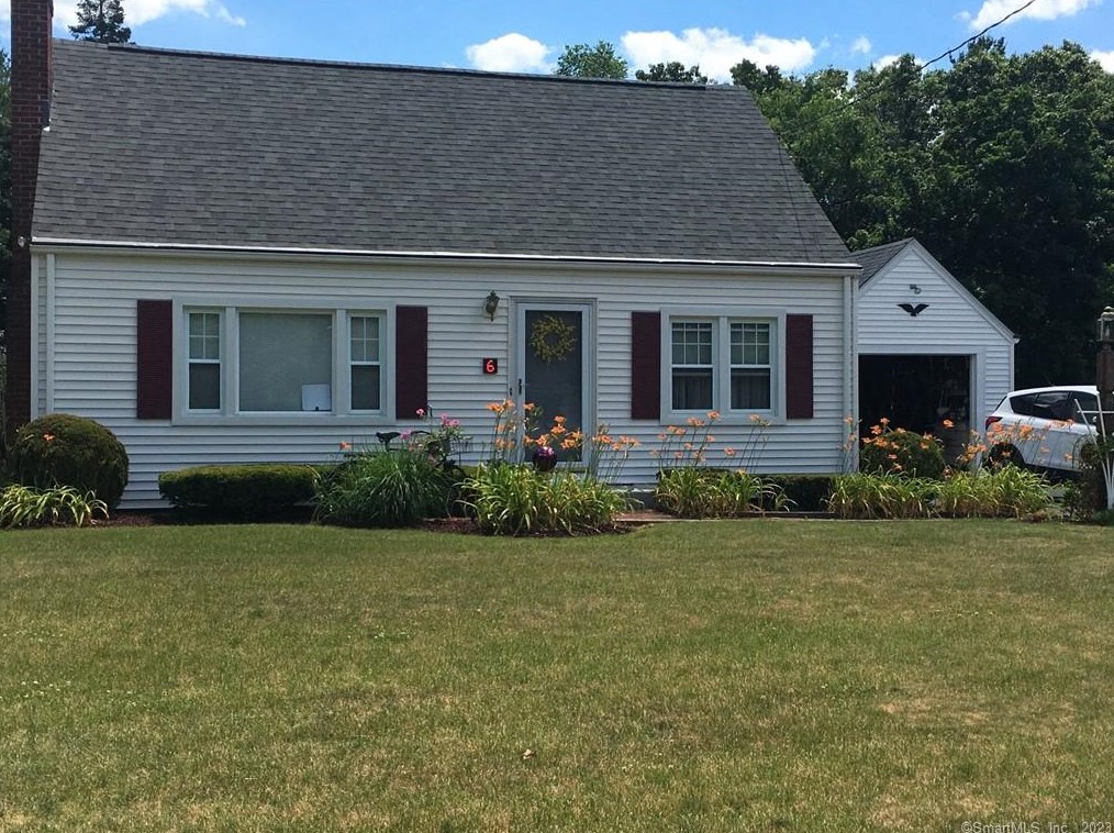 6 Glenwood Rd, Ellington, CT 06029