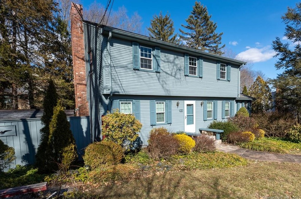 30 Village Ln, Kensington, CT 06037