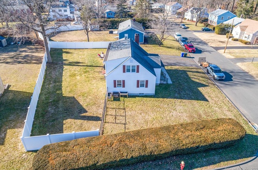 5 Depietro Dr, Hartford CT  06118-2015 exterior