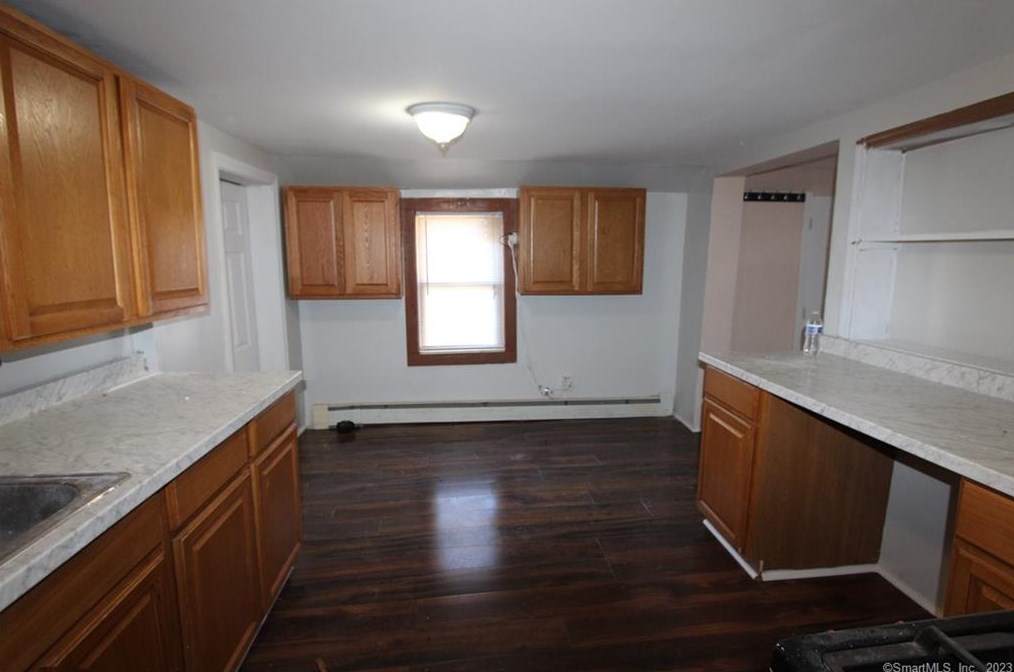 107 Lasalle, New Britain, CT 06051