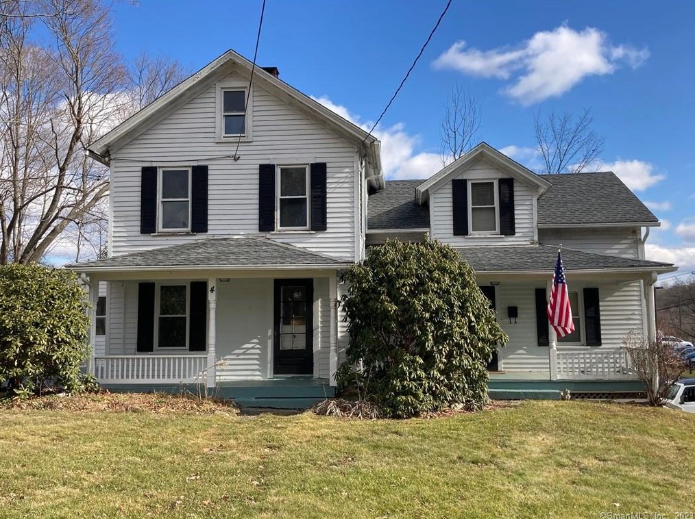 4 School St, Brookfield Center, CT 06804