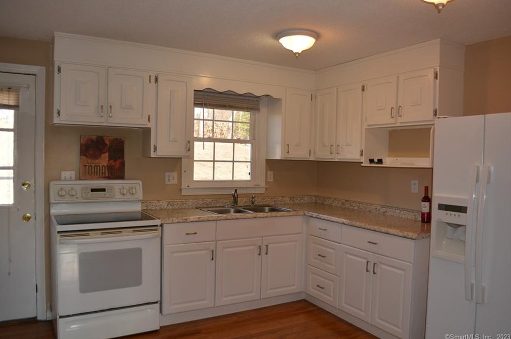 201 Regan Rd #32a, Vernon, CT 06066