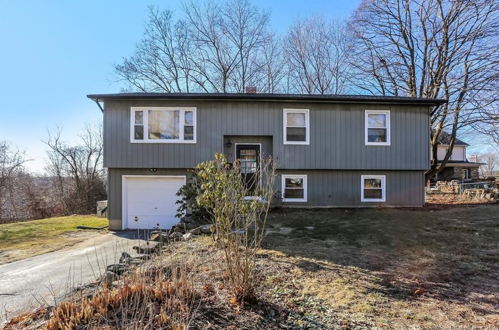 73 Nathaniel St, Torrington, CT 06790