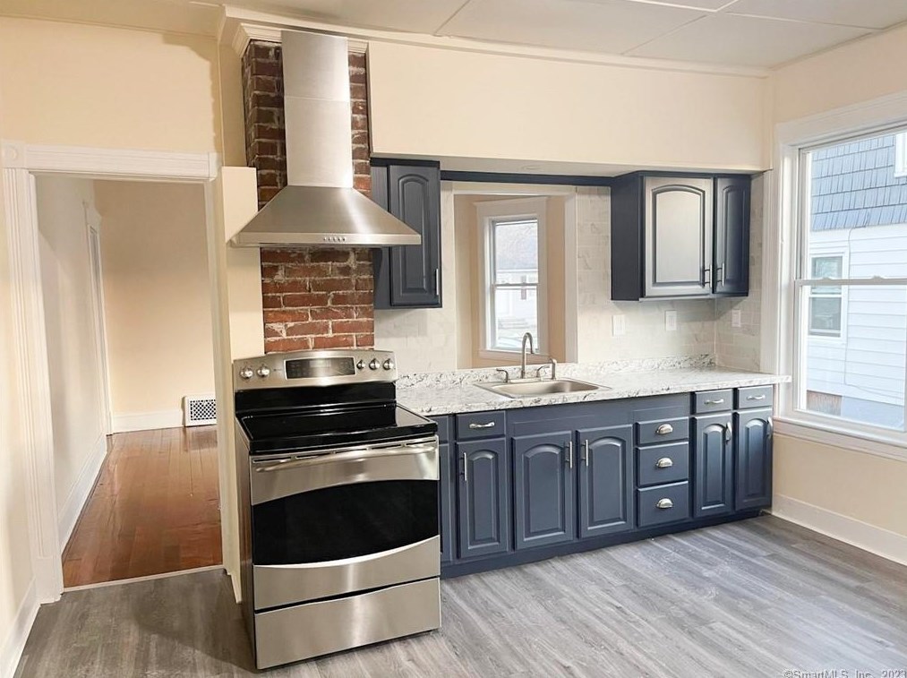 137 Clifton St #1, Wallingford, CT 06492
