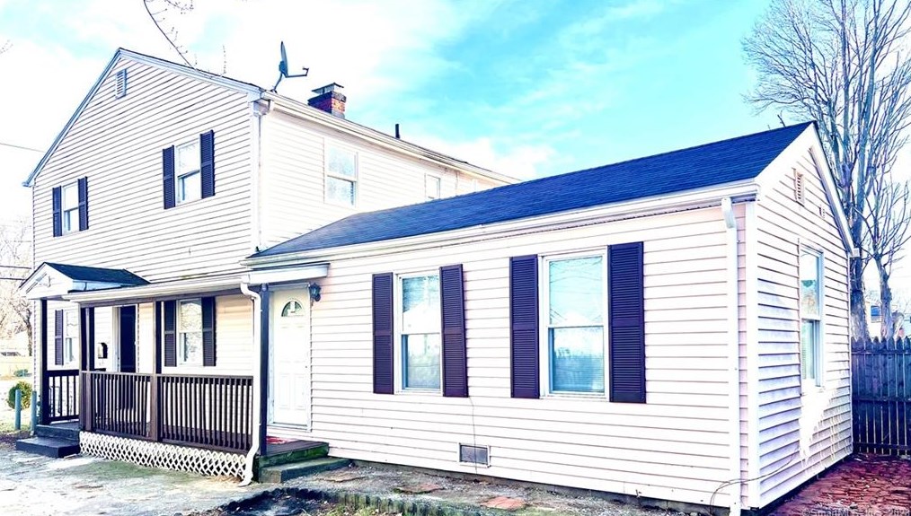 51 Mcgrath Ct, Stratford, CT 06615-6940
