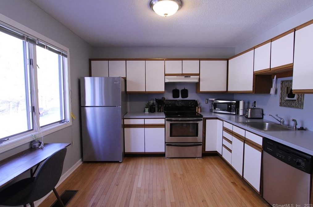 489 Wolcott St #51, Bristol, CT 06010