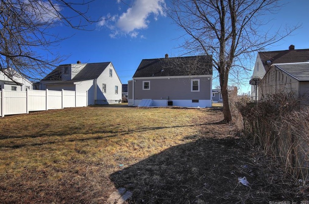 62 Prospect Place Ext, New Haven CT  06512-3741 exterior