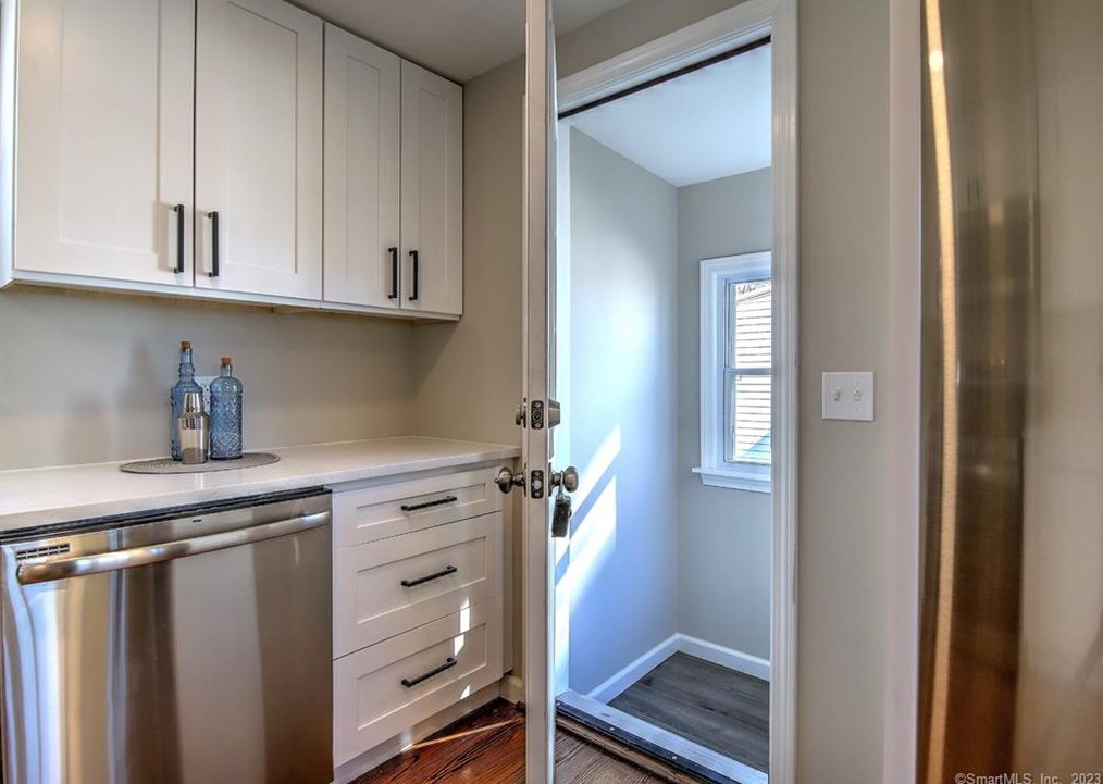 62 Prospect Place Ext, New Haven CT  06512-3741 exterior
