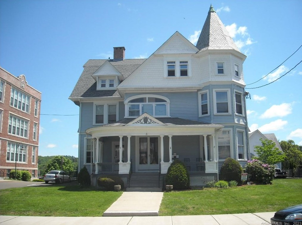 175 Minerva St #1-b, Derby, CT 06418