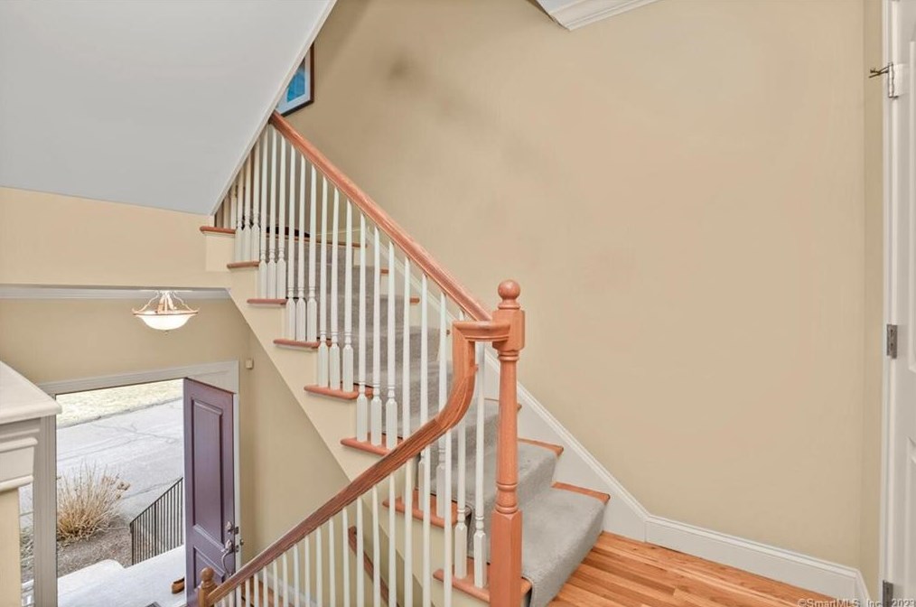 502 Woodland Hills Dr #502, Bridgeport, CT 06611