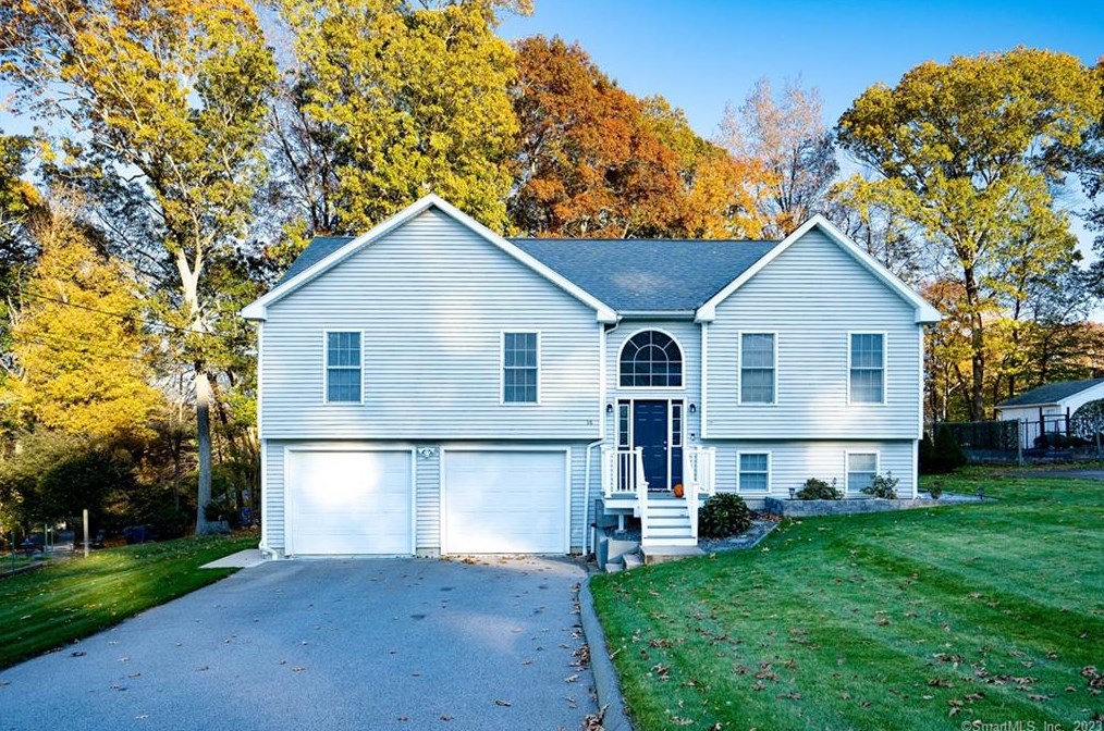 16 Porach Rd, Uncasville, CT 06382