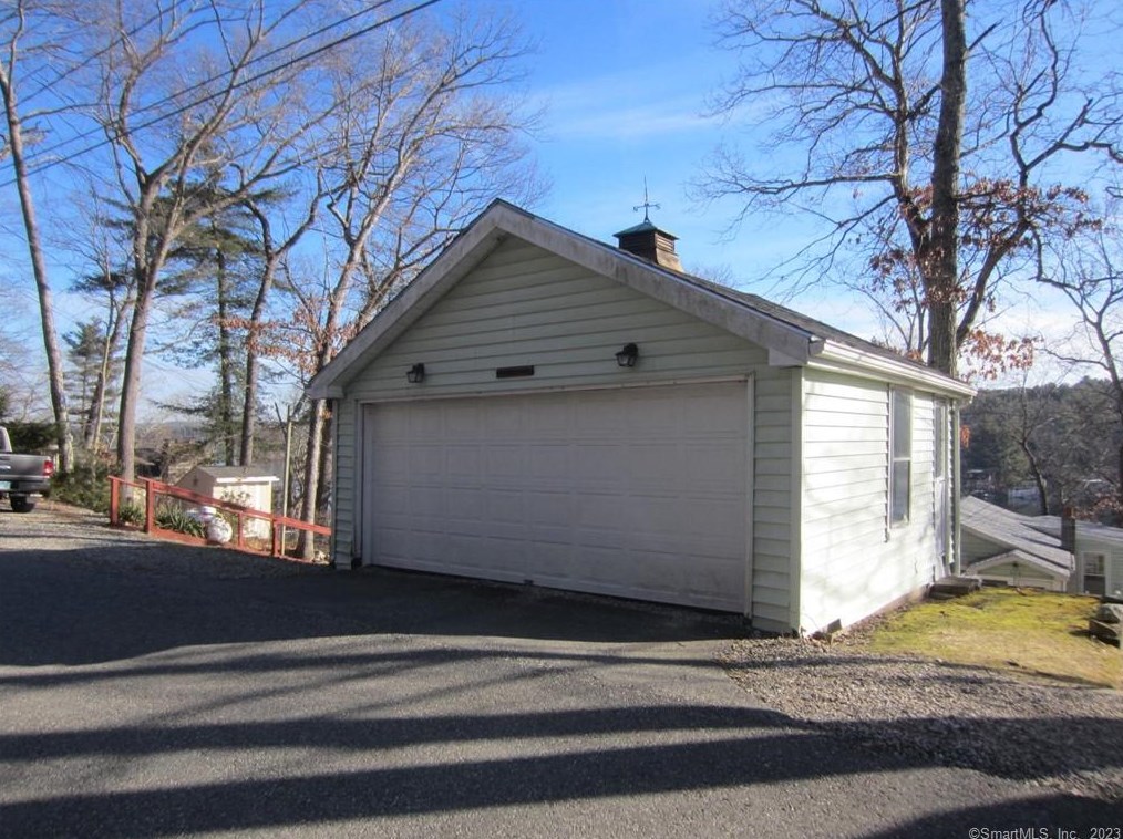 276 N Shore Rd, Killingly, CT 06241