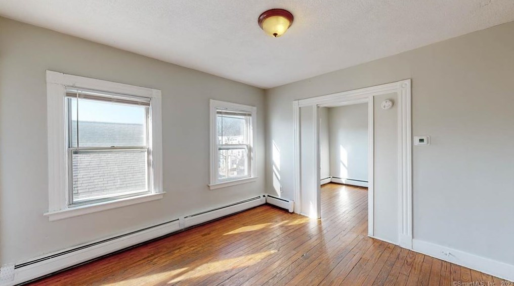 157 Cedar Hill Ave, New Haven CT  06511-2739 exterior