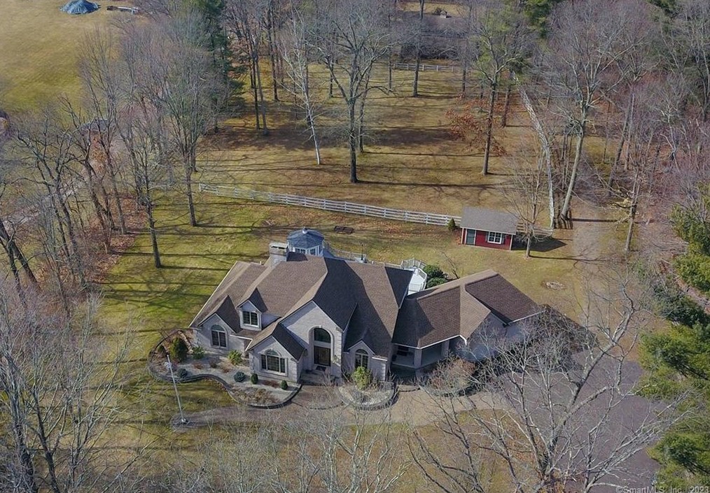 32 Griswold Rd, Ellington, CT 06029