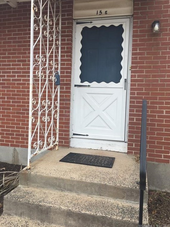 273 Queen St #15-e, Southington, CT 06489
