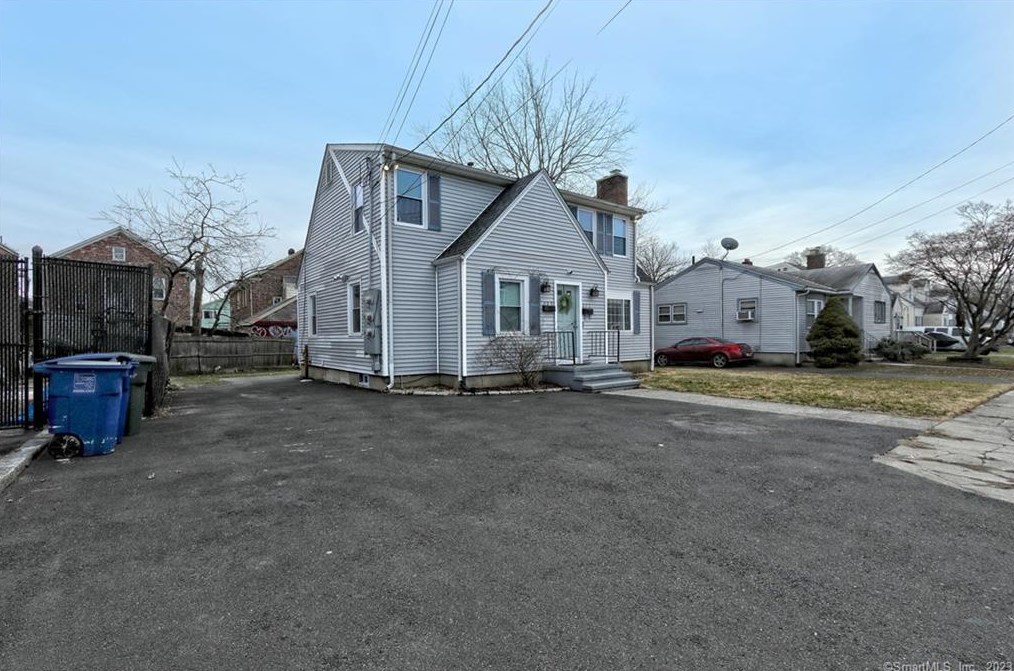 269 Madison Terrace, Bridgeport, CT 06606