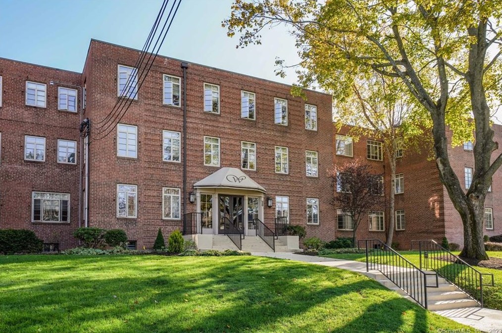 20 Outlook Ave #206, Hartford, CT 06119