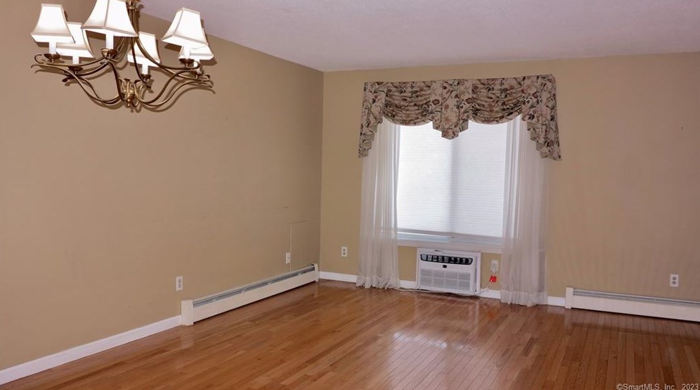 345 E Mitchell Ave #345, Cheshire, CT 06410