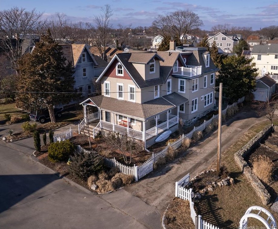 16 Burwell St, Norwalk, CT 06854