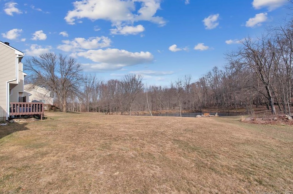 10 Stone Pond Rd, Tolland CT  06084-3539 exterior