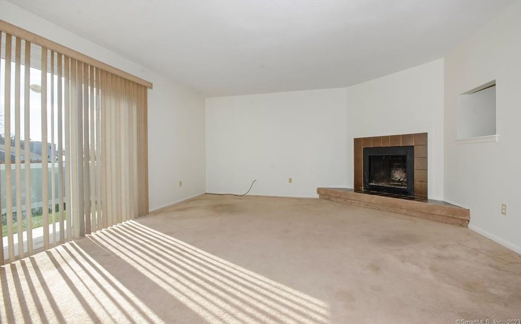 92 Limewood Ave Unit A14, Branford, CT 06405