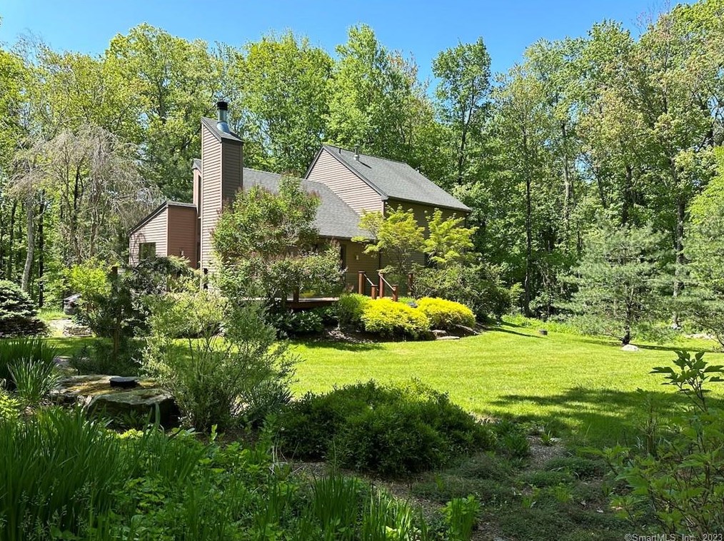 23 Hunting Ridge, West Woods, CT 06069