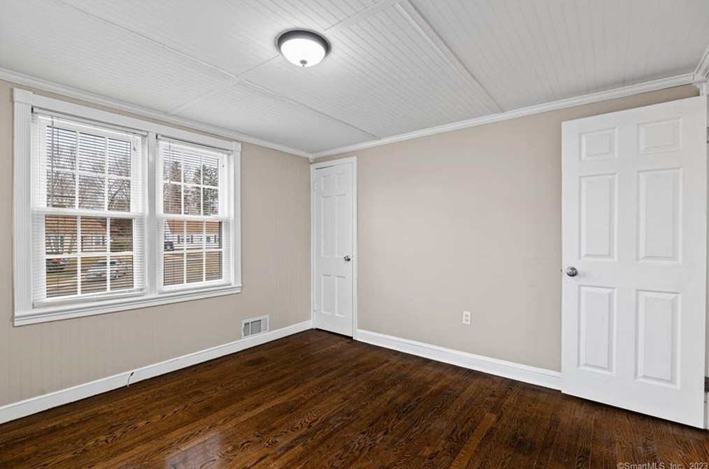 23 Foote Rd, New Haven CT  06512-2504 exterior