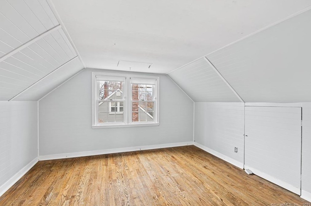 23 Foote Rd, New Haven CT  06512-2504 exterior