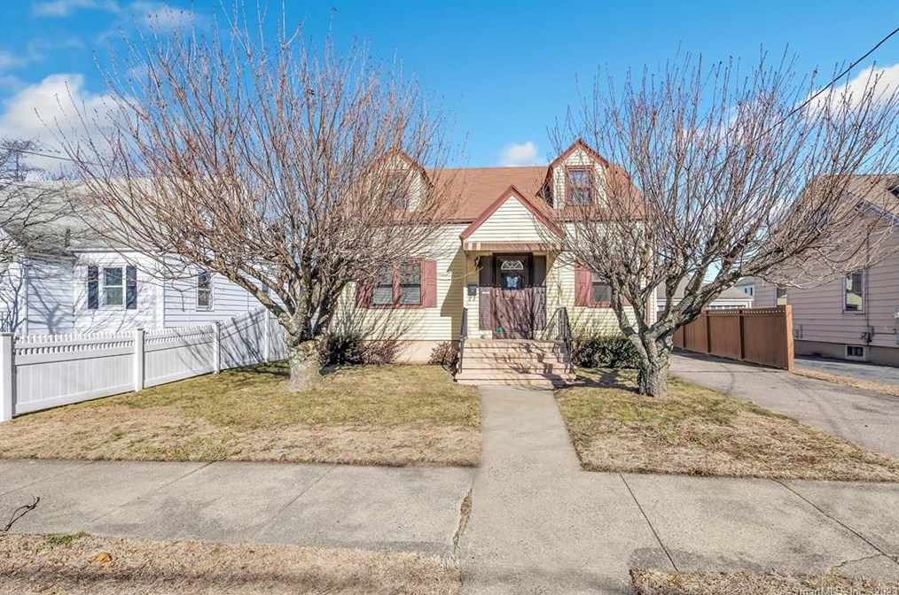 125 Texas Ave, Bridgeport, CT 06610