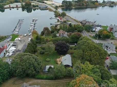 1029 Groton Long Point Rd, Groton, CT 06340
