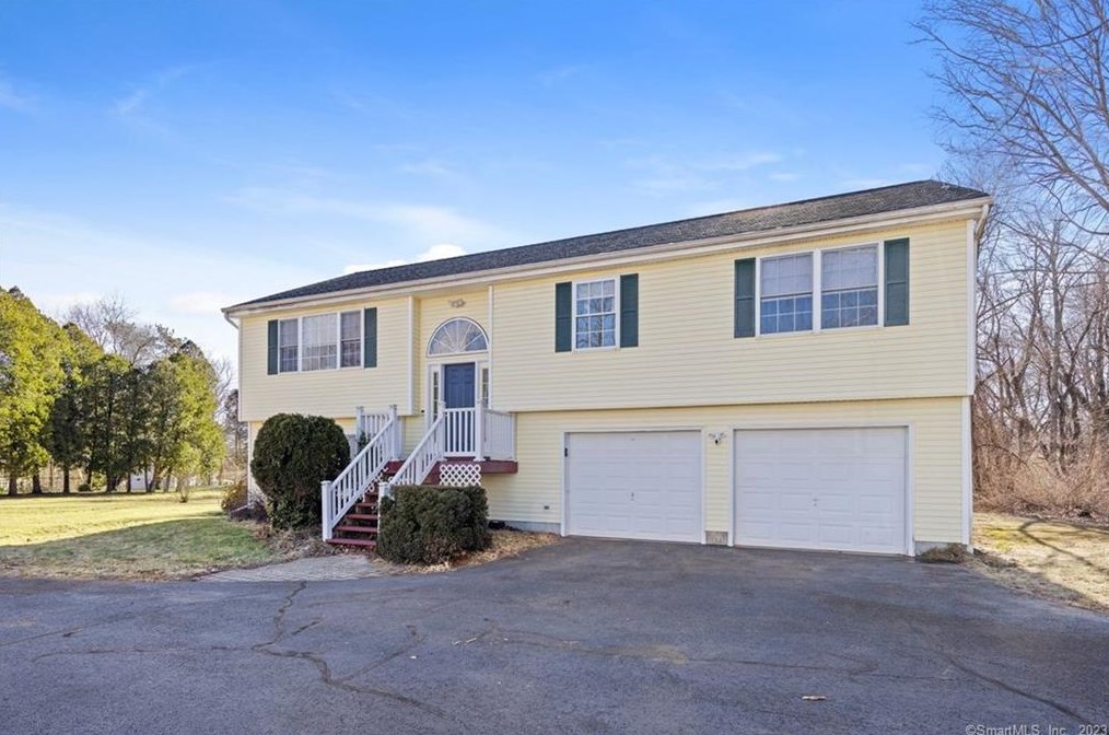 156 Pinney St, Ellington, CT 06029