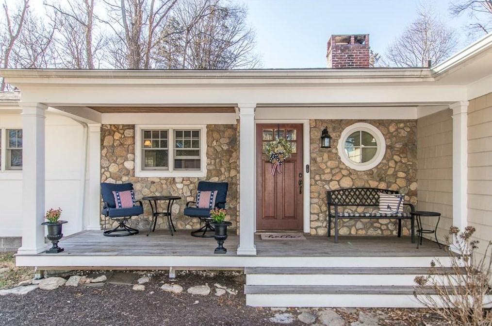 20 Newsome Ln, Wilton, CT 06897