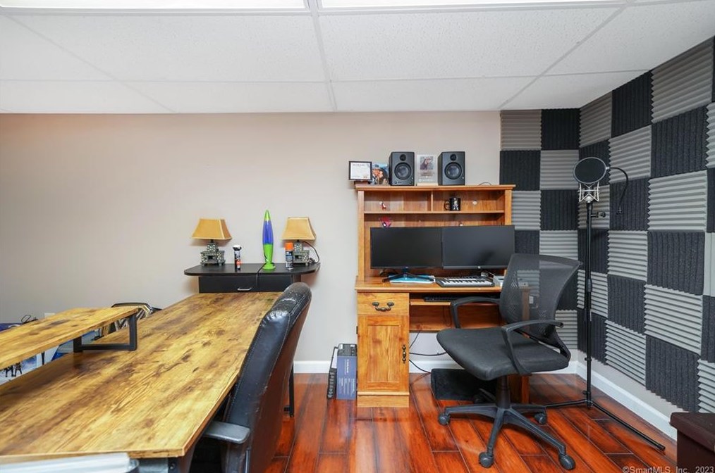 141 Yantic Ln, Norwich CT  06360-1455 exterior