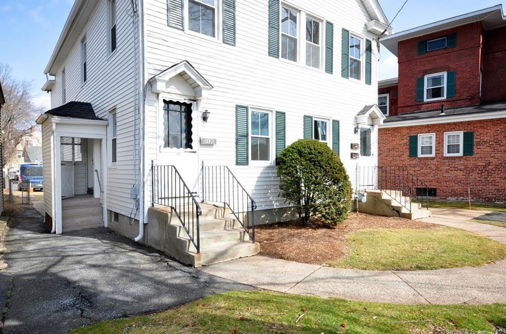 10 Poquonock Ave #b, Windsor, CT 06095