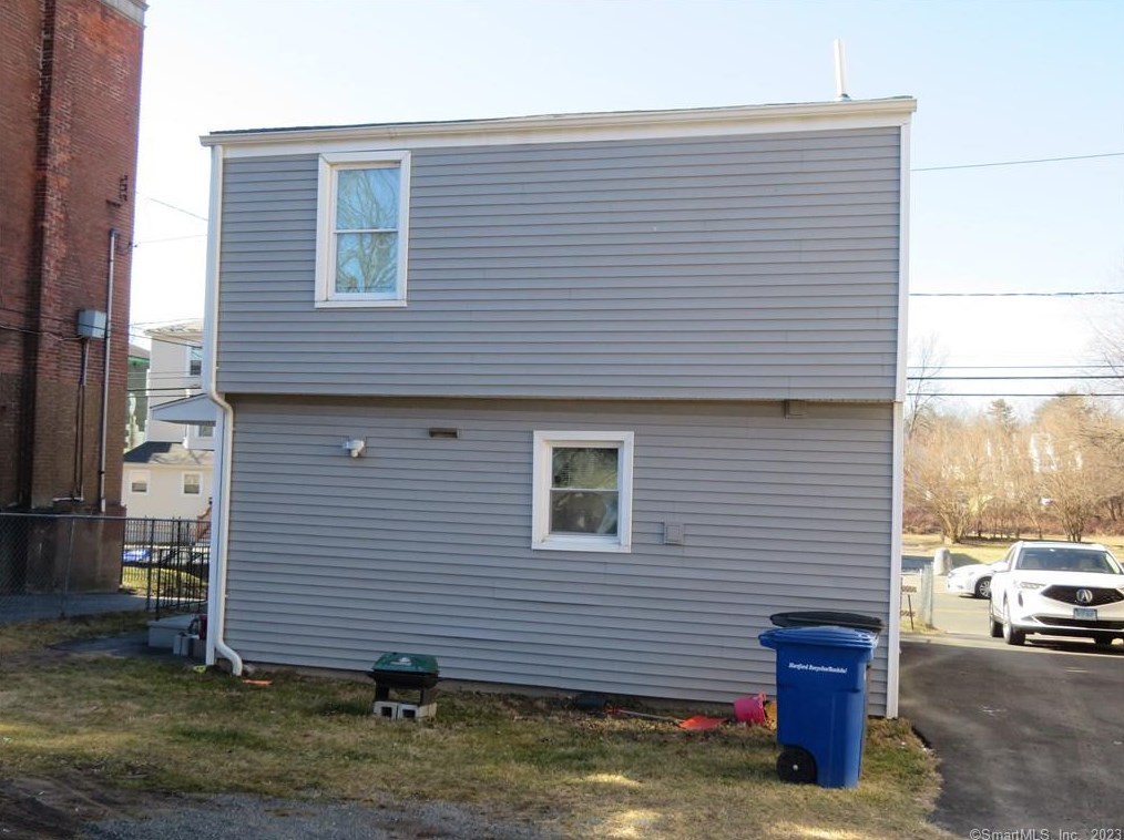 108 Enfield St, Hartford, CT 06112