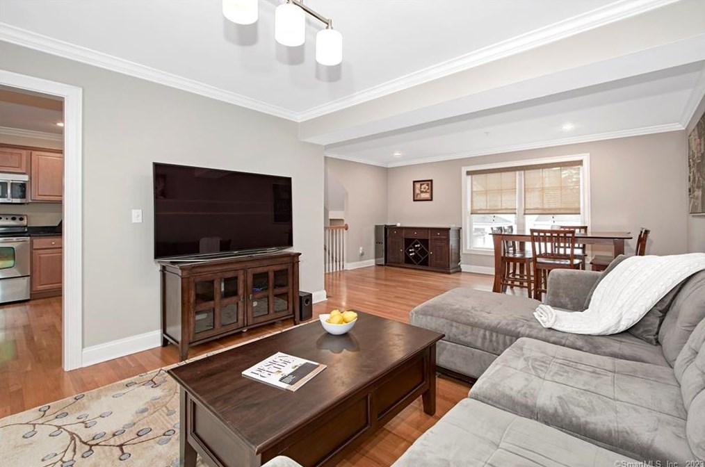 1707 Summer St #3, Stamford, CT
