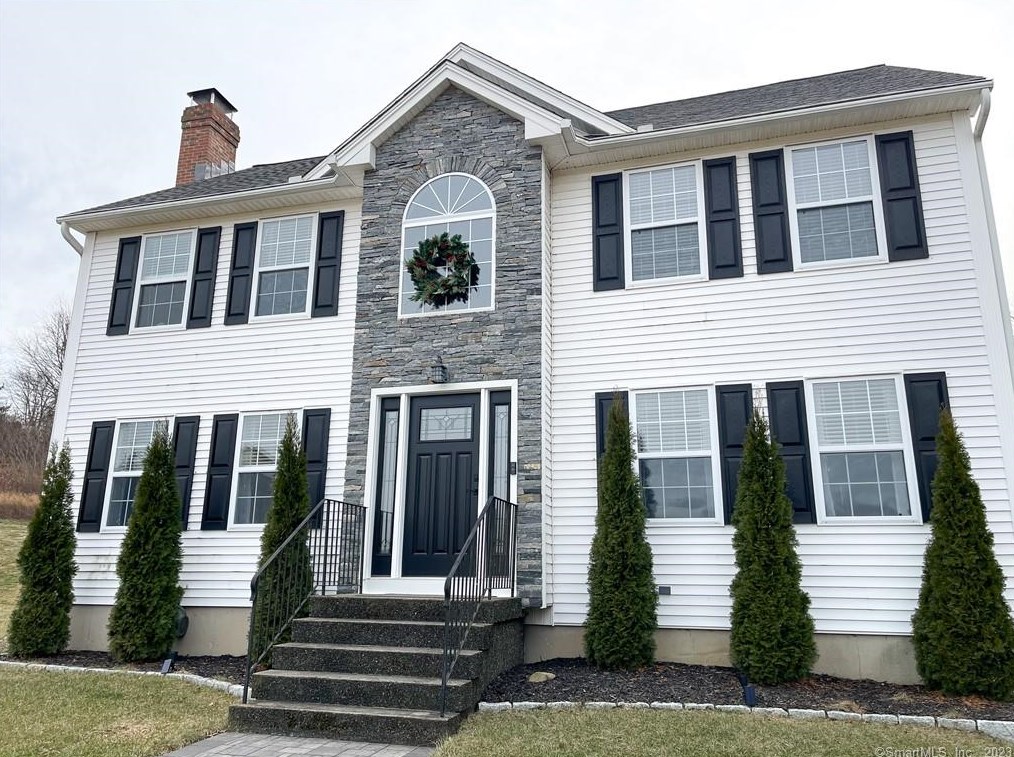 5 Westview Rd, Beacon Falls, CT 06403