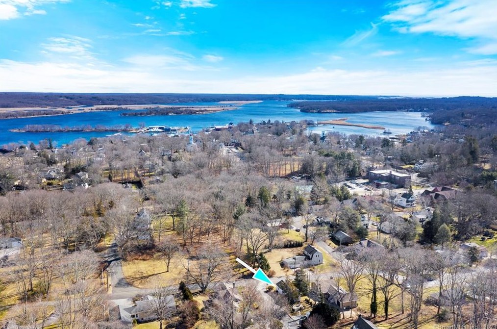 30 Grandview Terrace, Essex, CT 06426