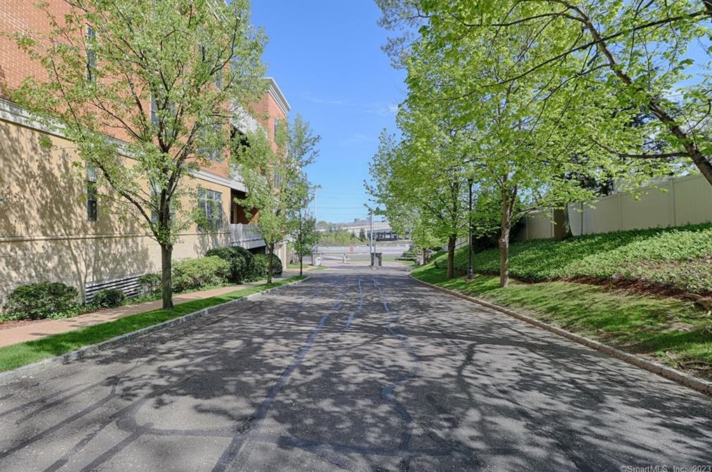 50 Stone Ridge Way #3a, Fairfield, CT 06824
