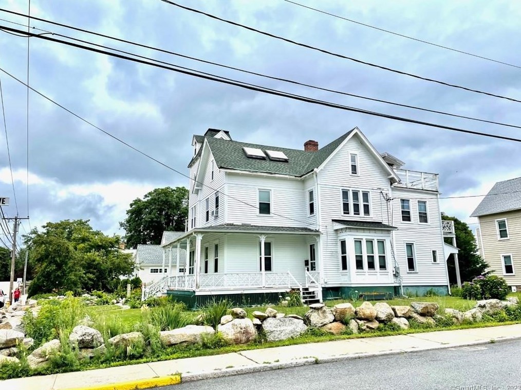131 Elm St, Stonington, CT 06378